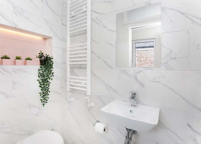 The Milton Sleeps 8 Close To Centre Pet Friendly Dom wakacyjny