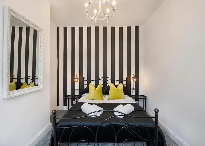 The Milton Sleeps 8 Close To Centre Pet Friendly Dom wakacyjny York