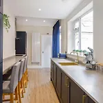 The Milton Sleeps 8 Close To Centre Pet Friendly * York