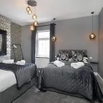The Milton Sleeps 8 Close To Centre Pet Friendly *